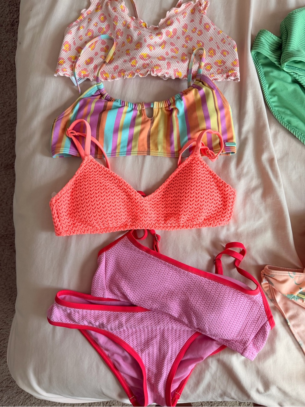 **Bikini Bundle** Roxy, Aerie, A&F - Picture 2 of 8